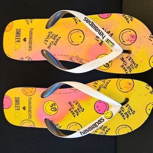 Havaianas X Smiley 50th Anniversary Flip Flops Size 11/12